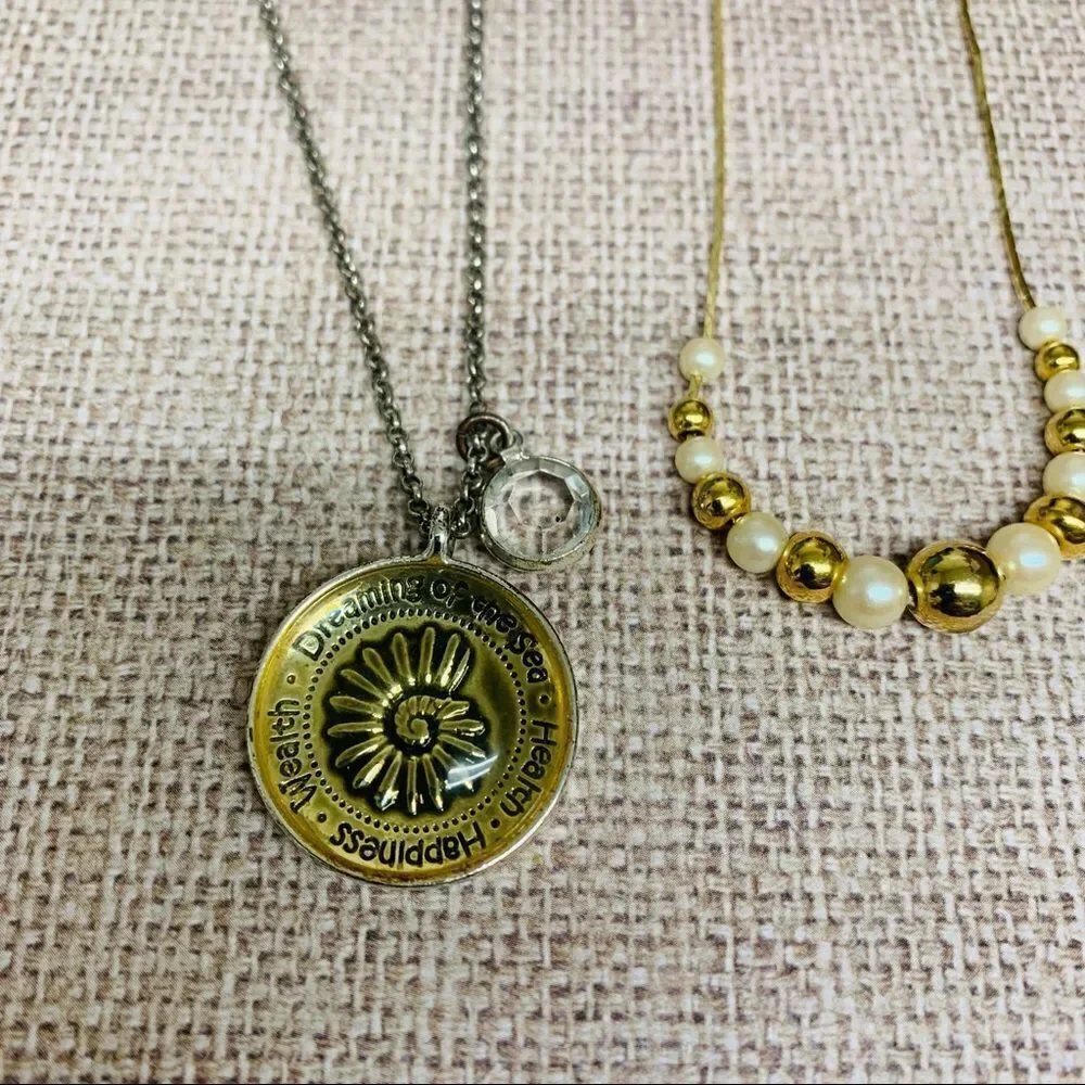‎Dainty Necklace Bundle
